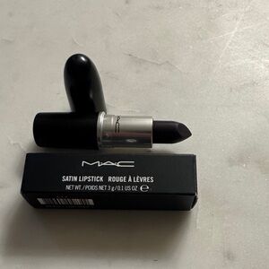 MAC Cosmetics Satin Lipstick in Deep Plum (shade: Cyber)